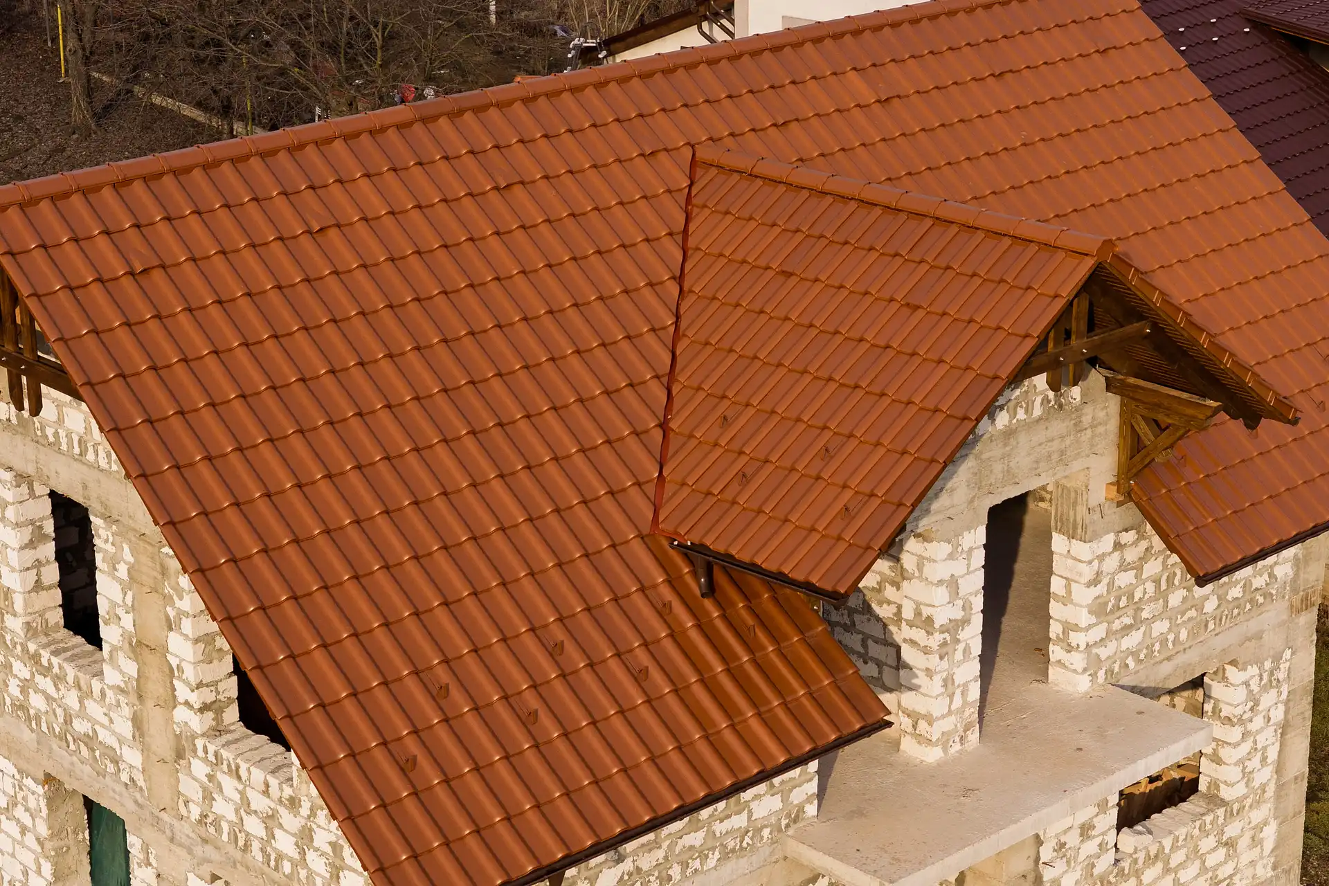 Кровля из керамической черепицы