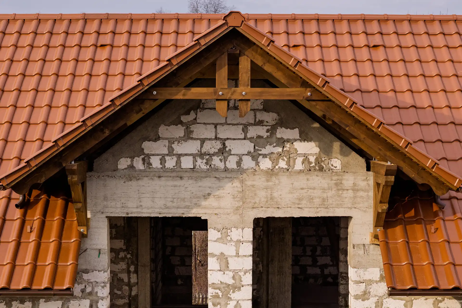 Кровля из керамической черепицы