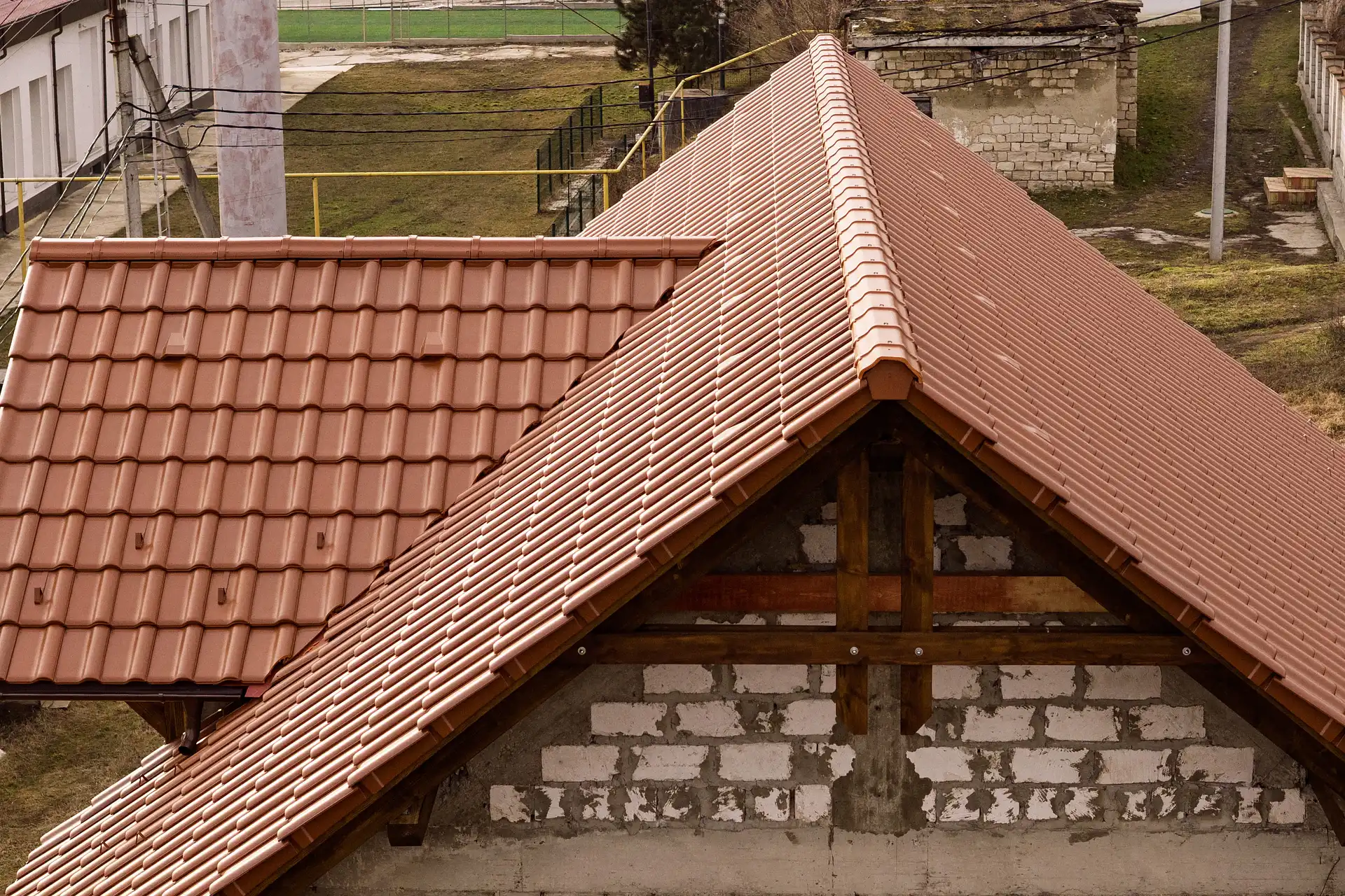 Кровля из керамической черепицы