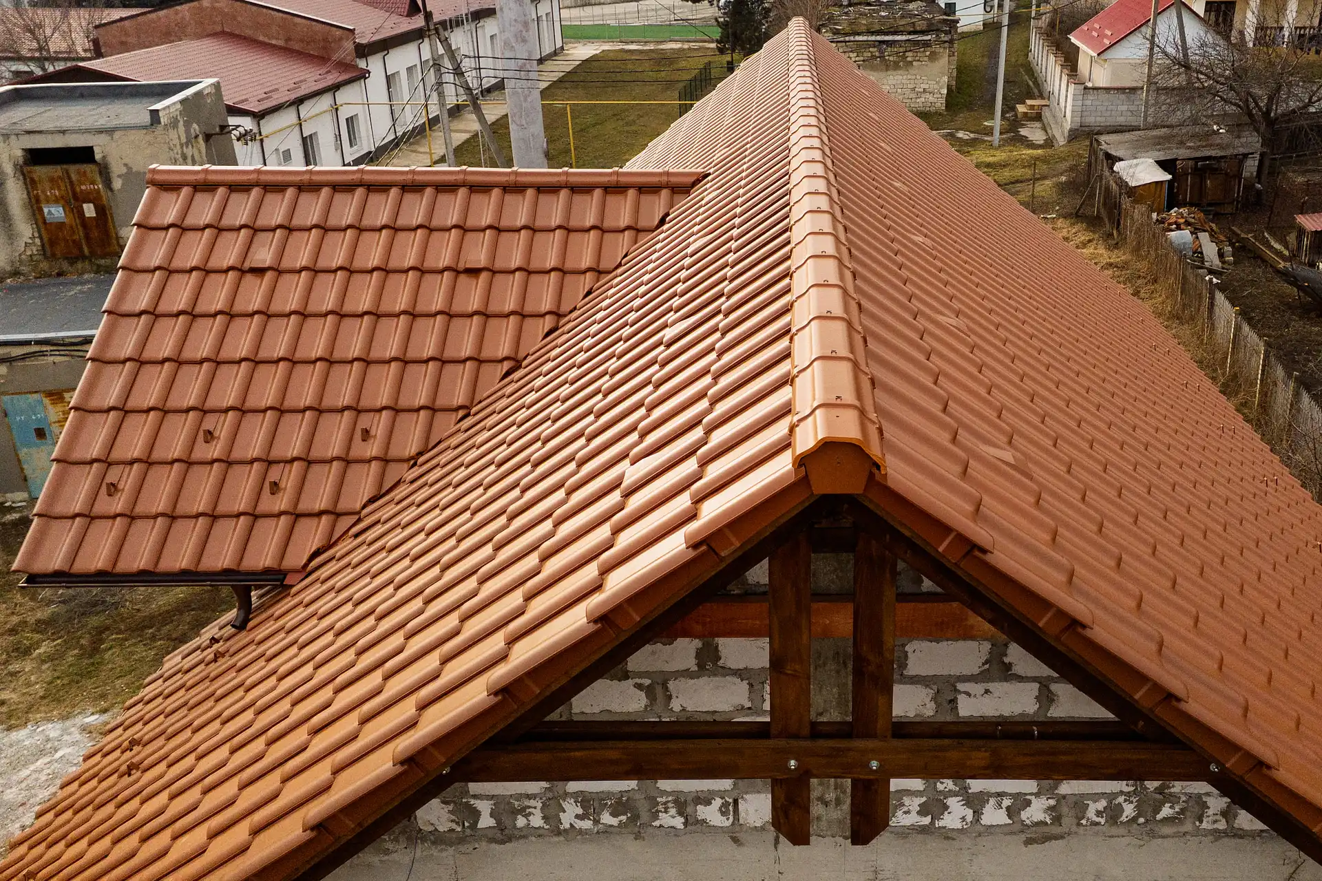 Кровля из керамической черепицы