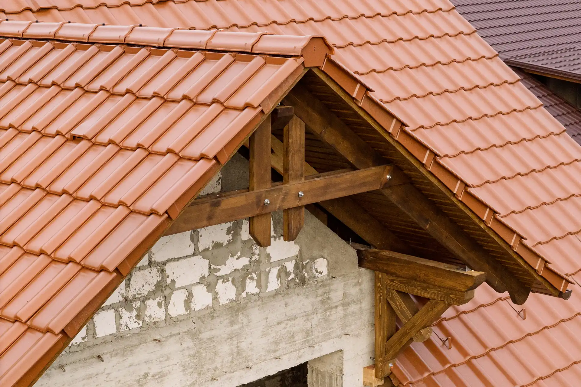 Кровля из керамической черепицы