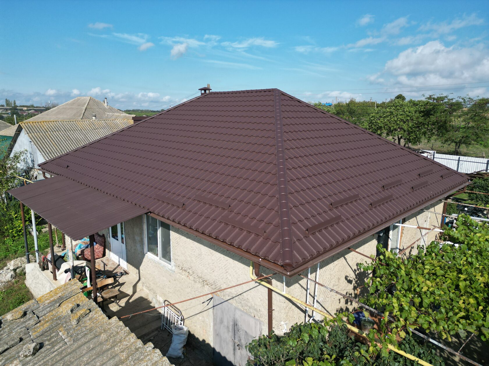 Țiglă metalică, Arctica, Coreea V-Matt, RAL – 8017, Hîrbovăț, Anenii Noi