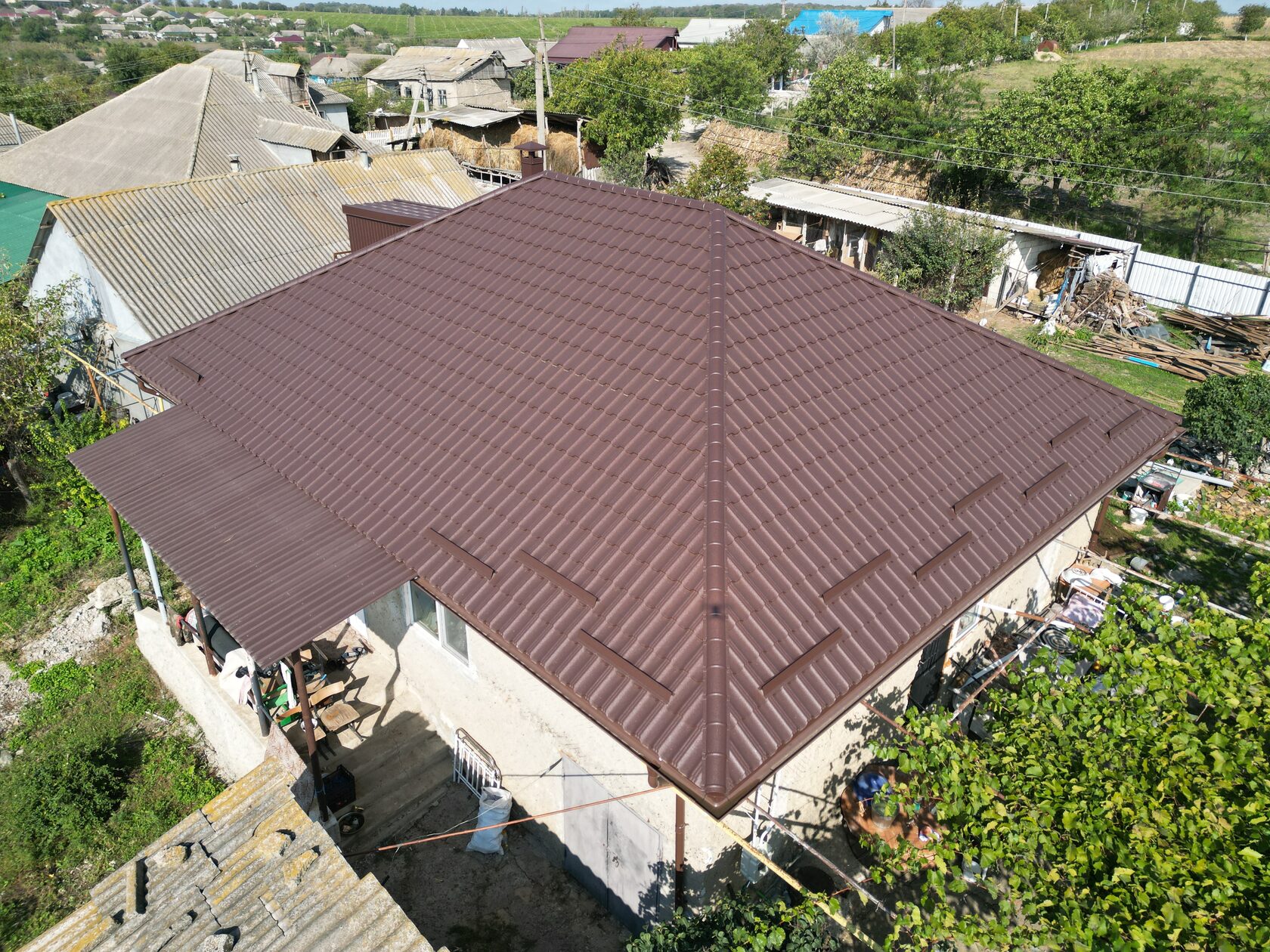 Țiglă metalică, Arctica, Coreea V-Matt, RAL – 8017, Hîrbovăț, Anenii Noi