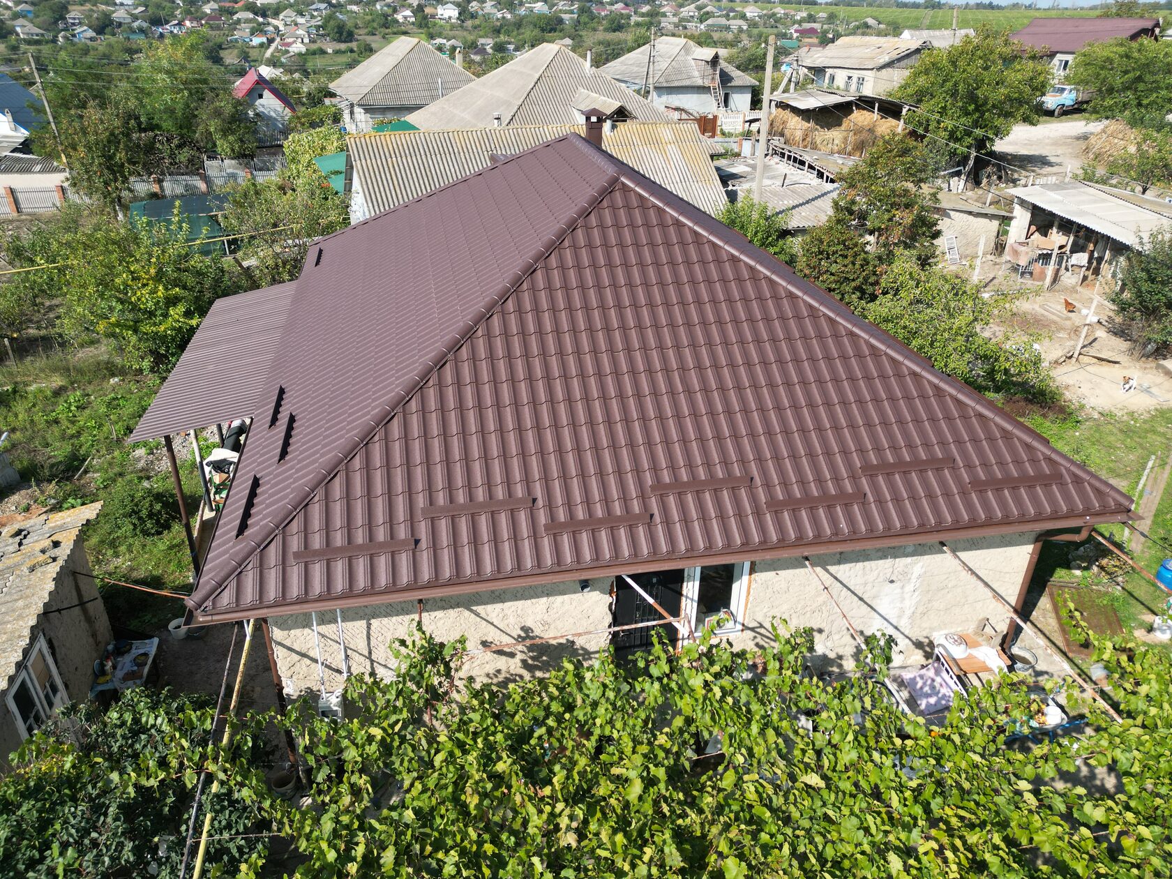 Țiglă metalică, Arctica, Coreea V-Matt, RAL – 8017, Hîrbovăț, Anenii Noi