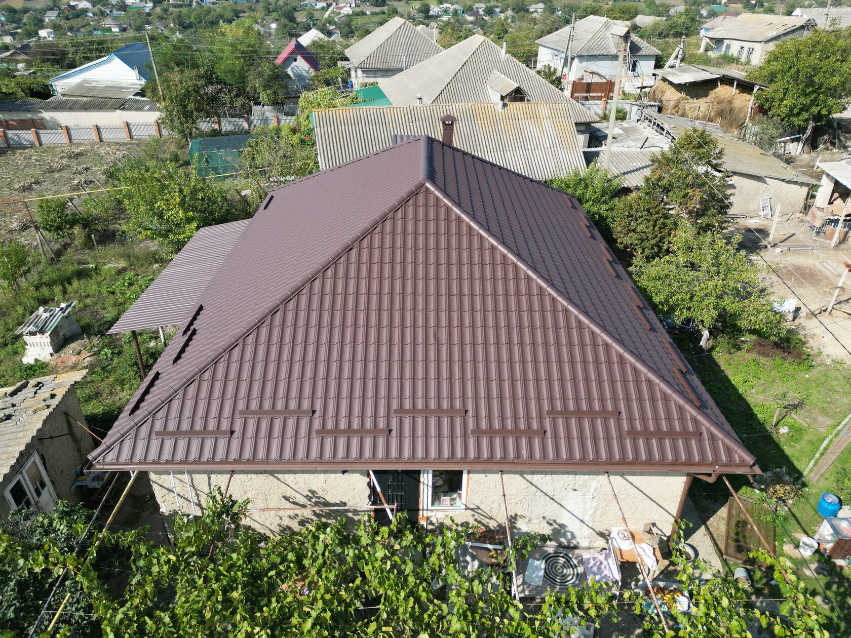 Țiglă metalică, Arctica, Coreea V-Matt, RAL – 8017, Hîrbovăț, Anenii Noi