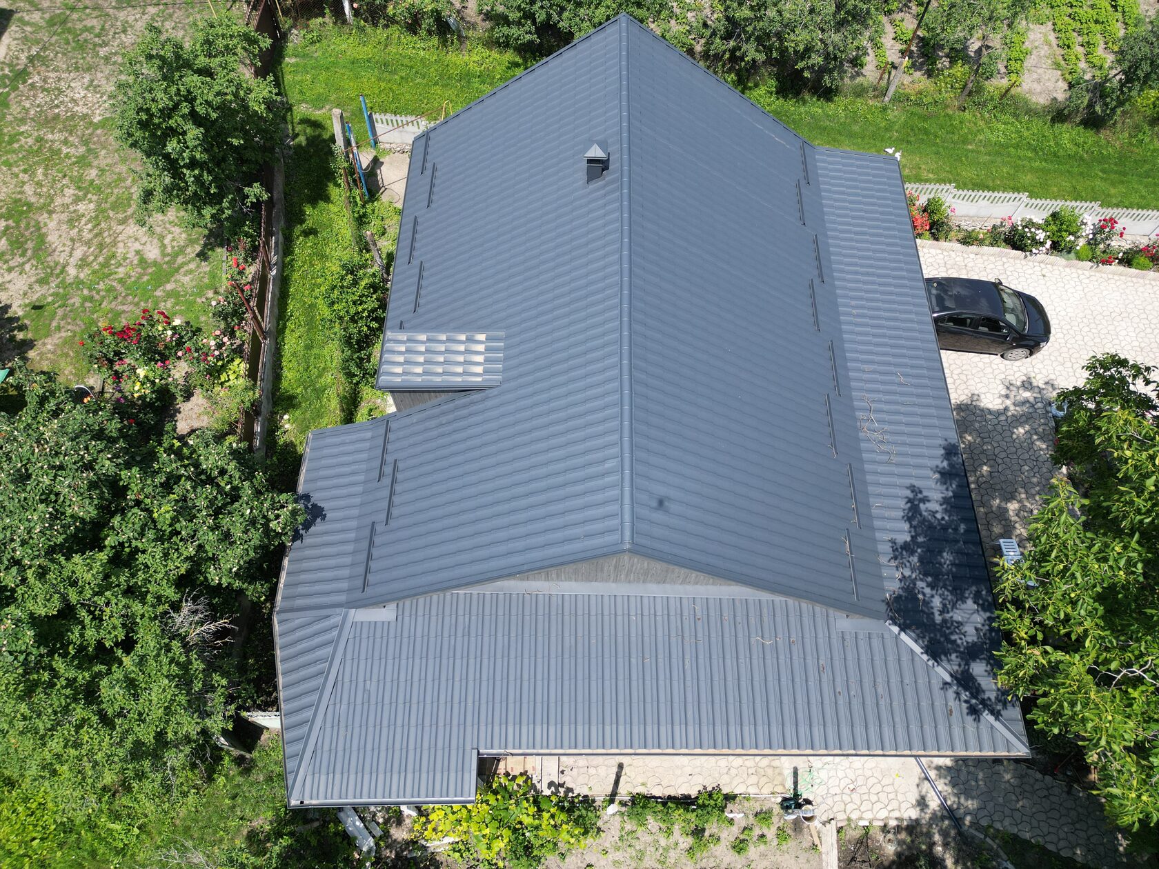 Țiglă metalică, Arctica, SSAB, RAL 7016, Tătărești, Strășeni