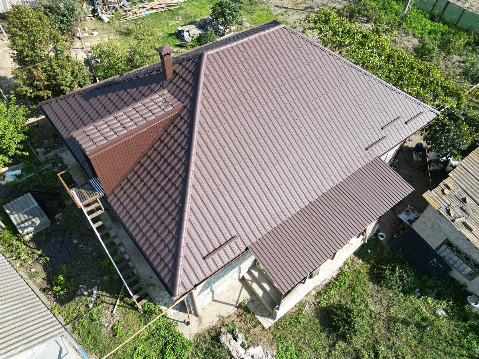 Țiglă metalică, Arctica, Coreea V-Matt, RAL – 8017, Hîrbovăț, Anenii Noi