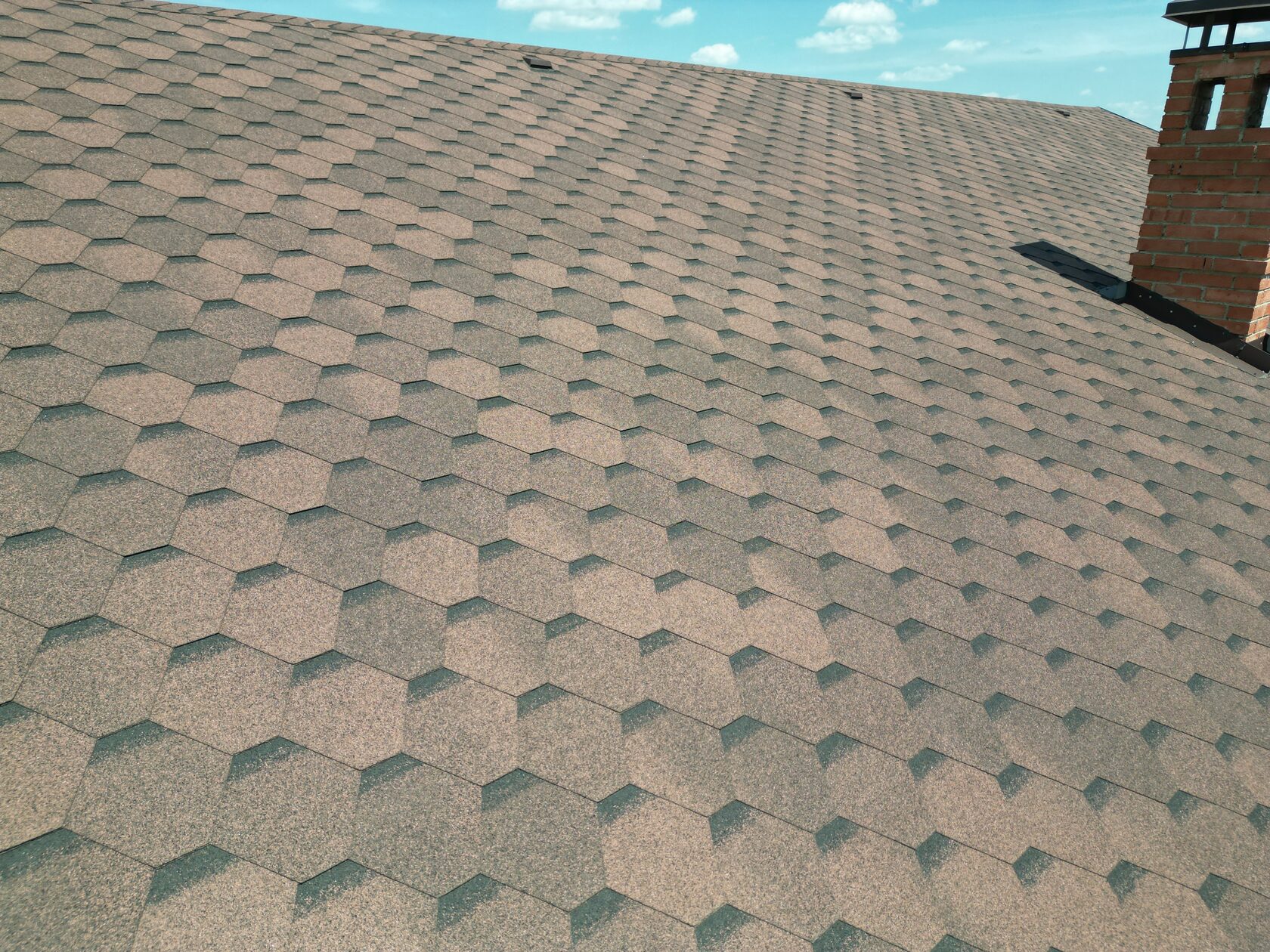 Șindrilă bituminoasă, IKO Superglass Hex, Cojușna, Strășeni