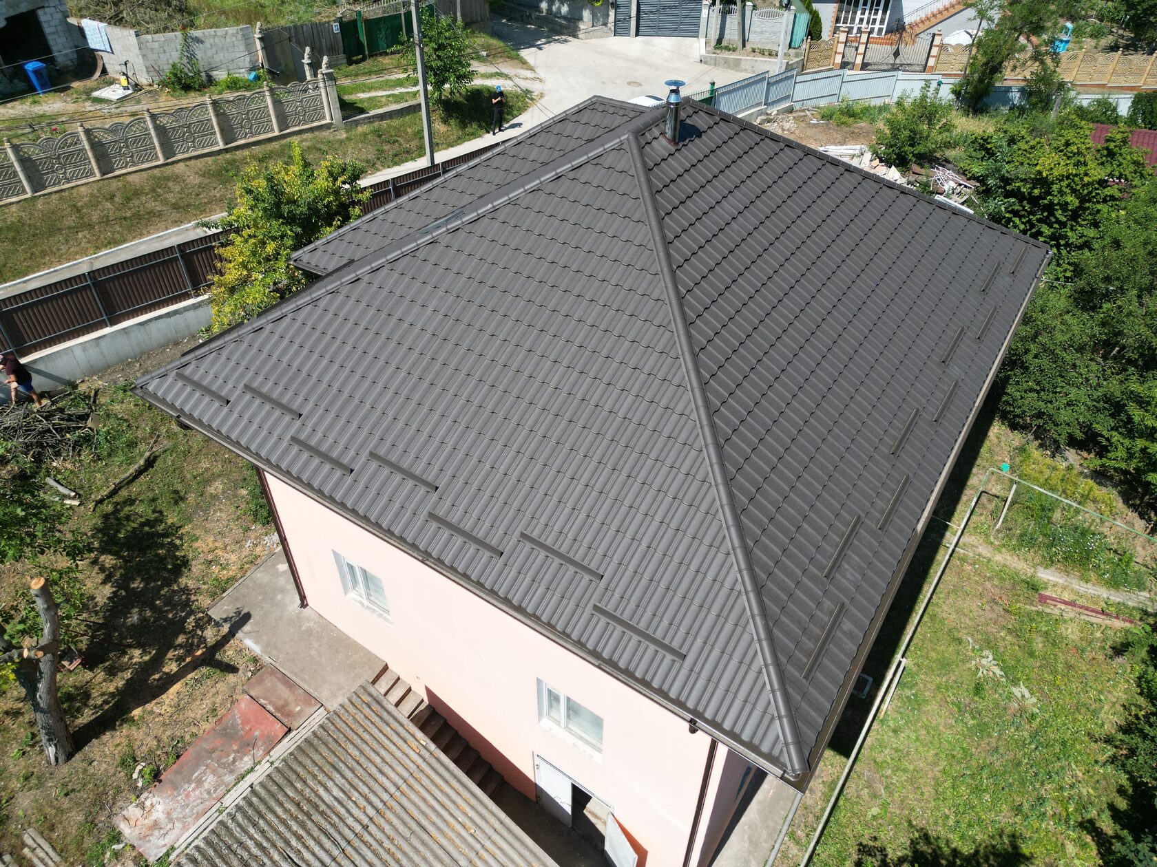 Țiglă metalică, SSAB, RAL – 8019, Costești, Ialoveni