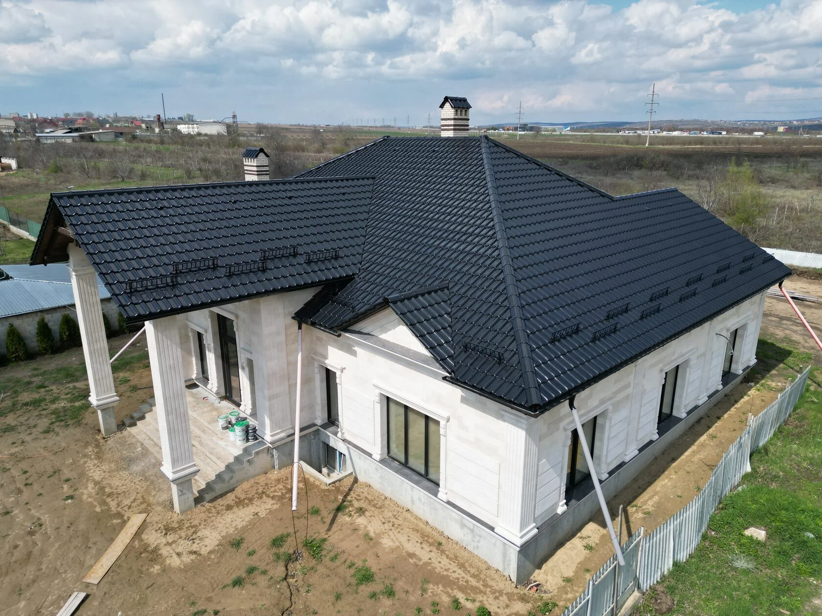 Керамическая черепица, Creaton Futura, Negru Noblesse, Кожушна, Страшены