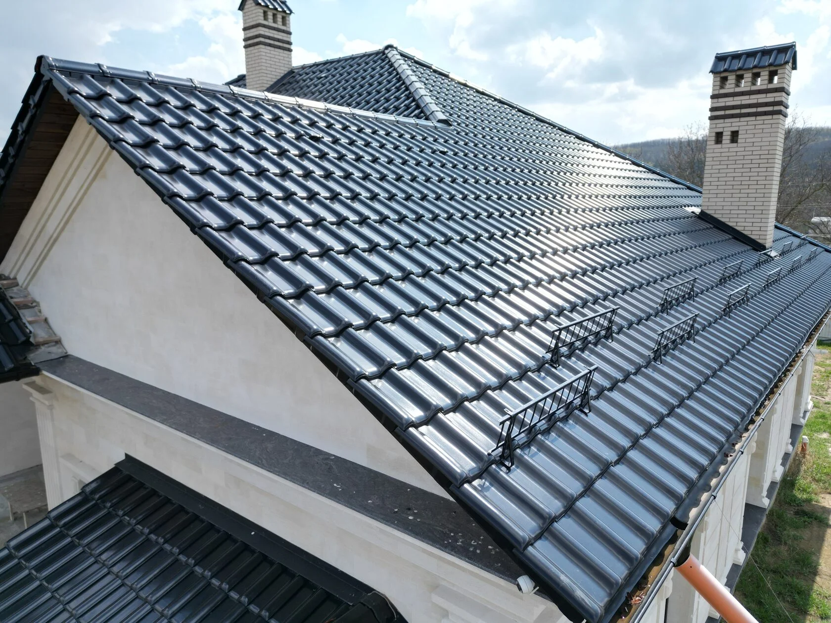 Керамическая черепица, Creaton Futura, Negru Noblesse, Кожушна, Страшены