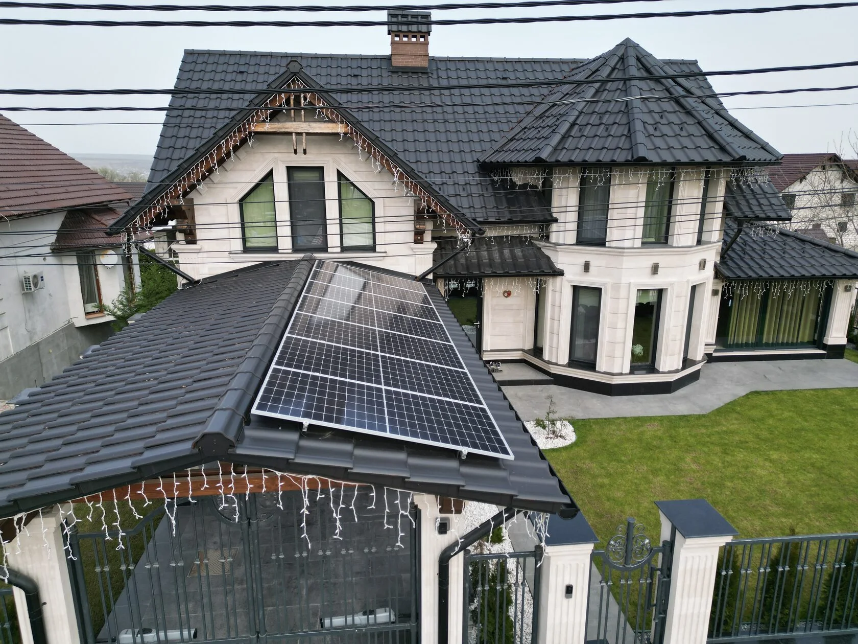 Țiglă ceramică, Creaton, Balance, Negru mat, Sîngera