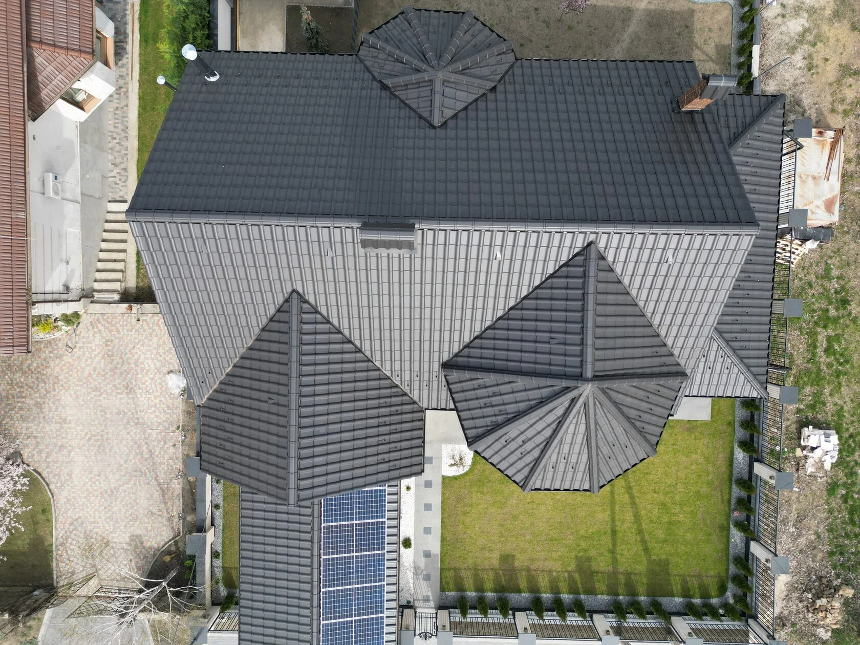 Țiglă ceramică, Creaton, Balance, Negru mat, Sîngera