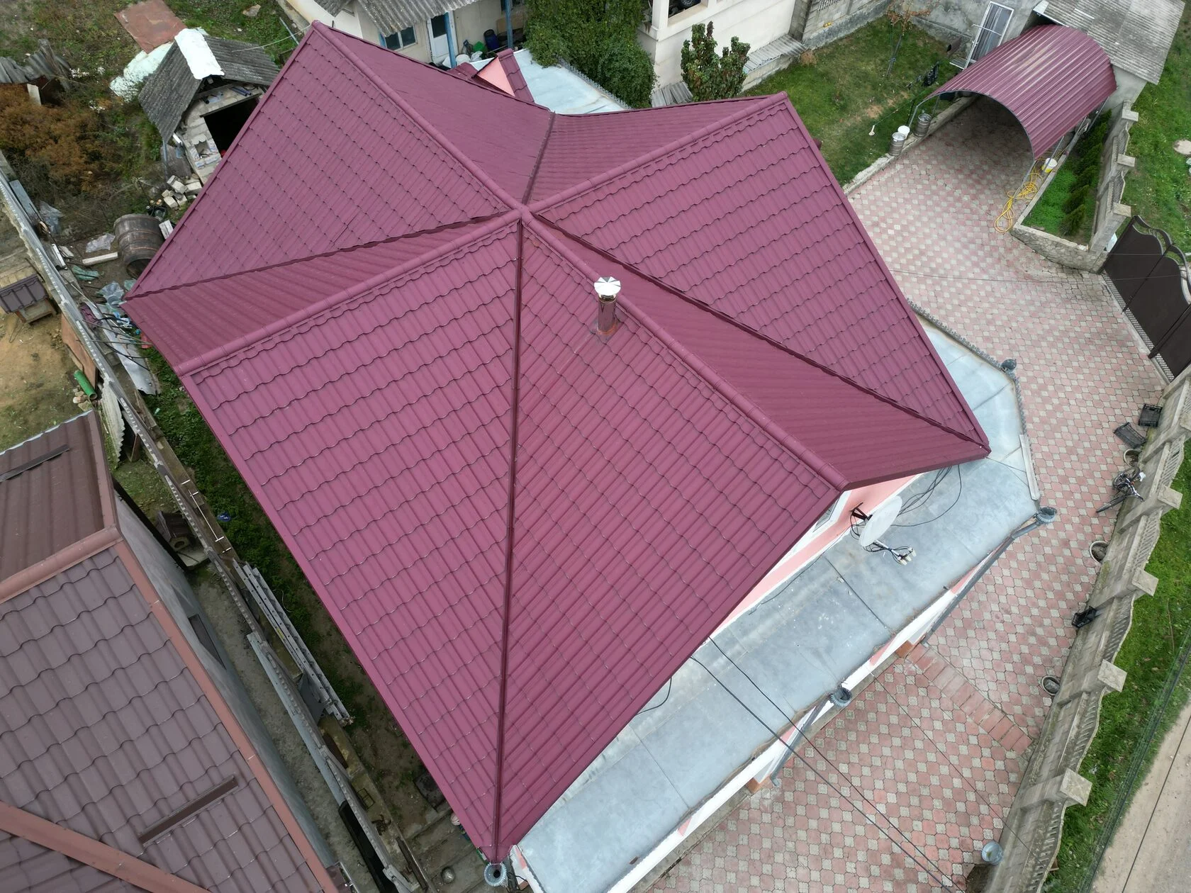 Țiglă metalică, Arctica, Condrița, Chișinău