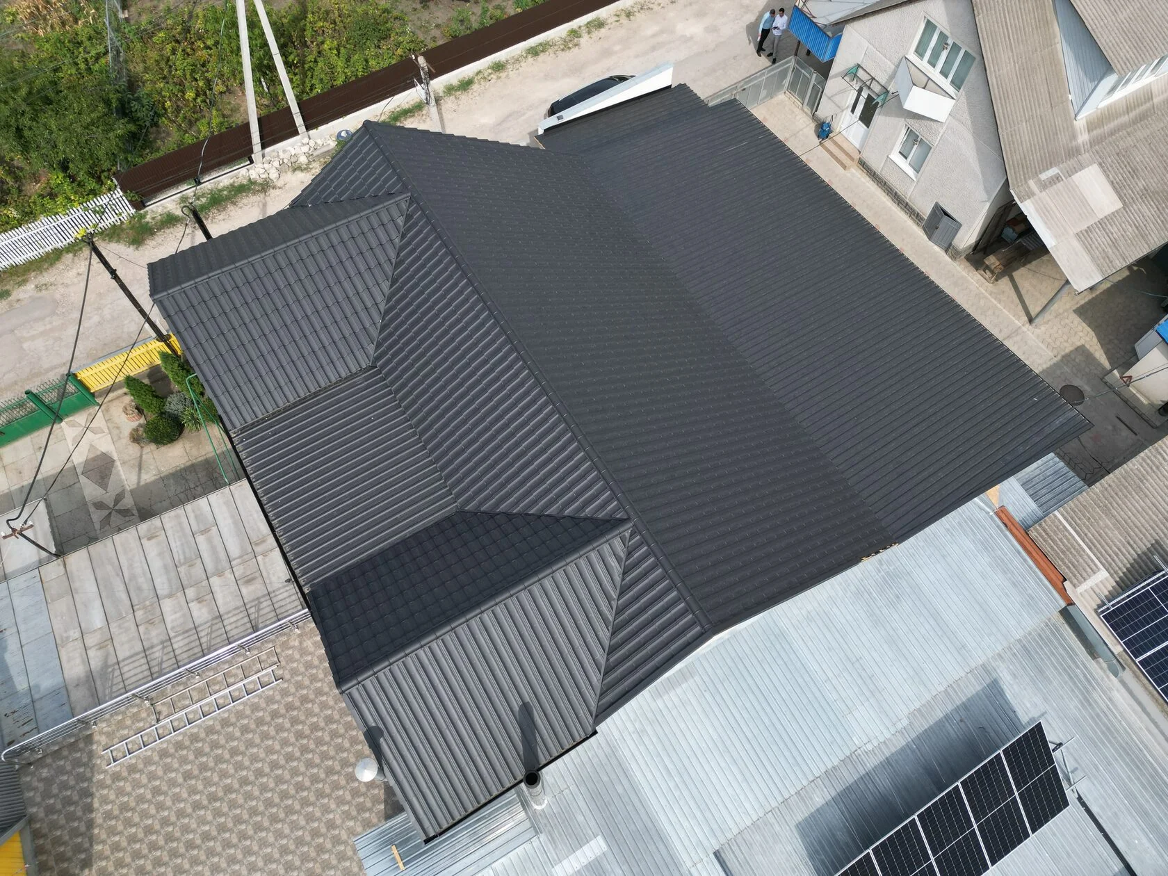 Țiglă metalică Arctica, SSAB 9005, or. Edineț