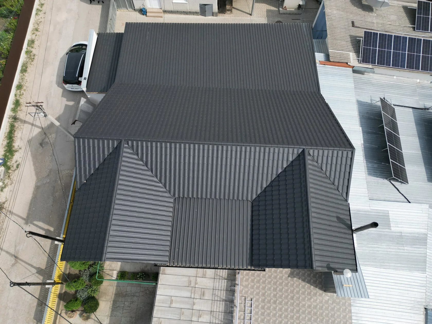 Țiglă metalică Arctica, SSAB 9005, or. Edineț