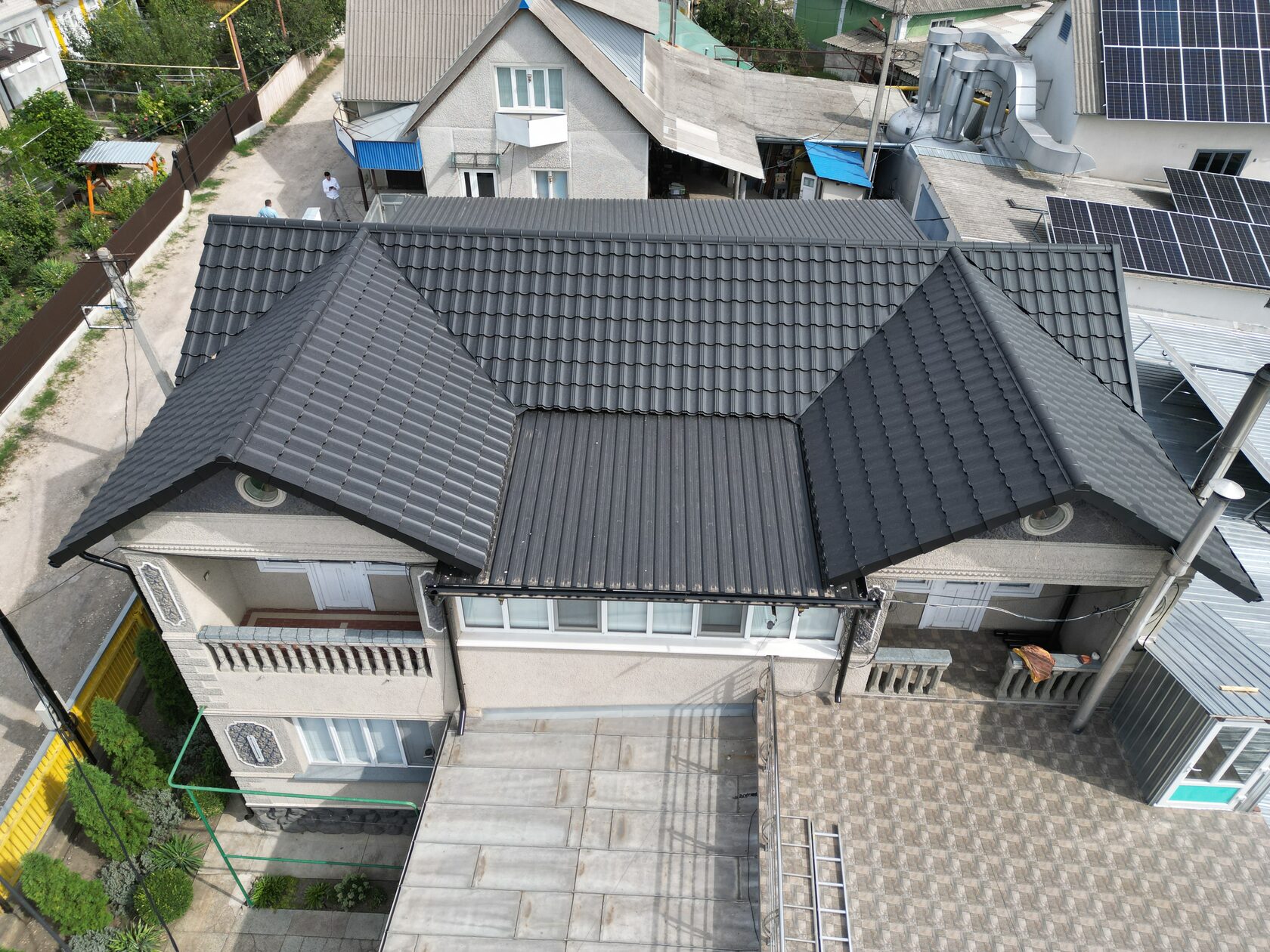 Țiglă metalică Arctica, SSAB 9005, or. Edineț