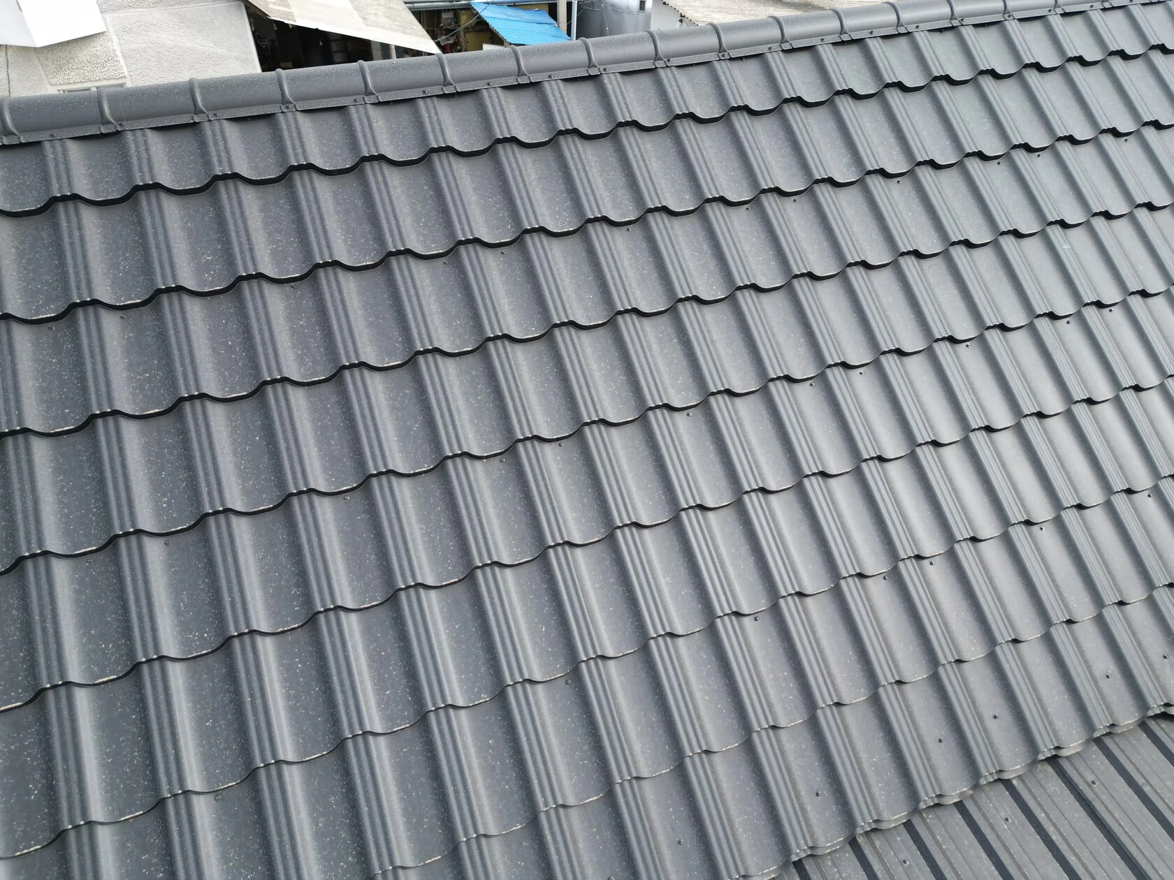 Țiglă metalică Arctica, SSAB 9005, or. Edineț