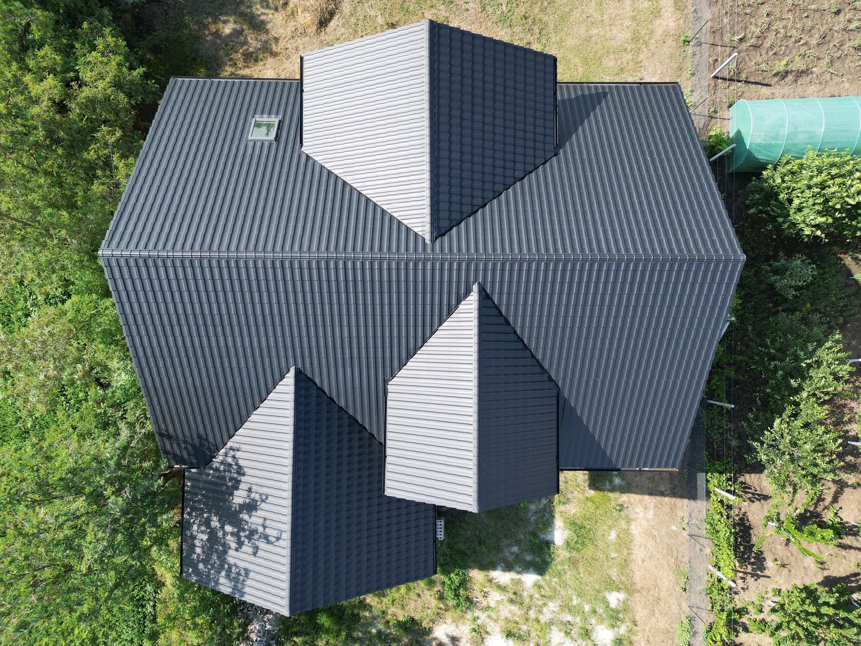 Țiglă metalică, Arctica, SSAB, RAL 9005, Corjeuți, Briceni