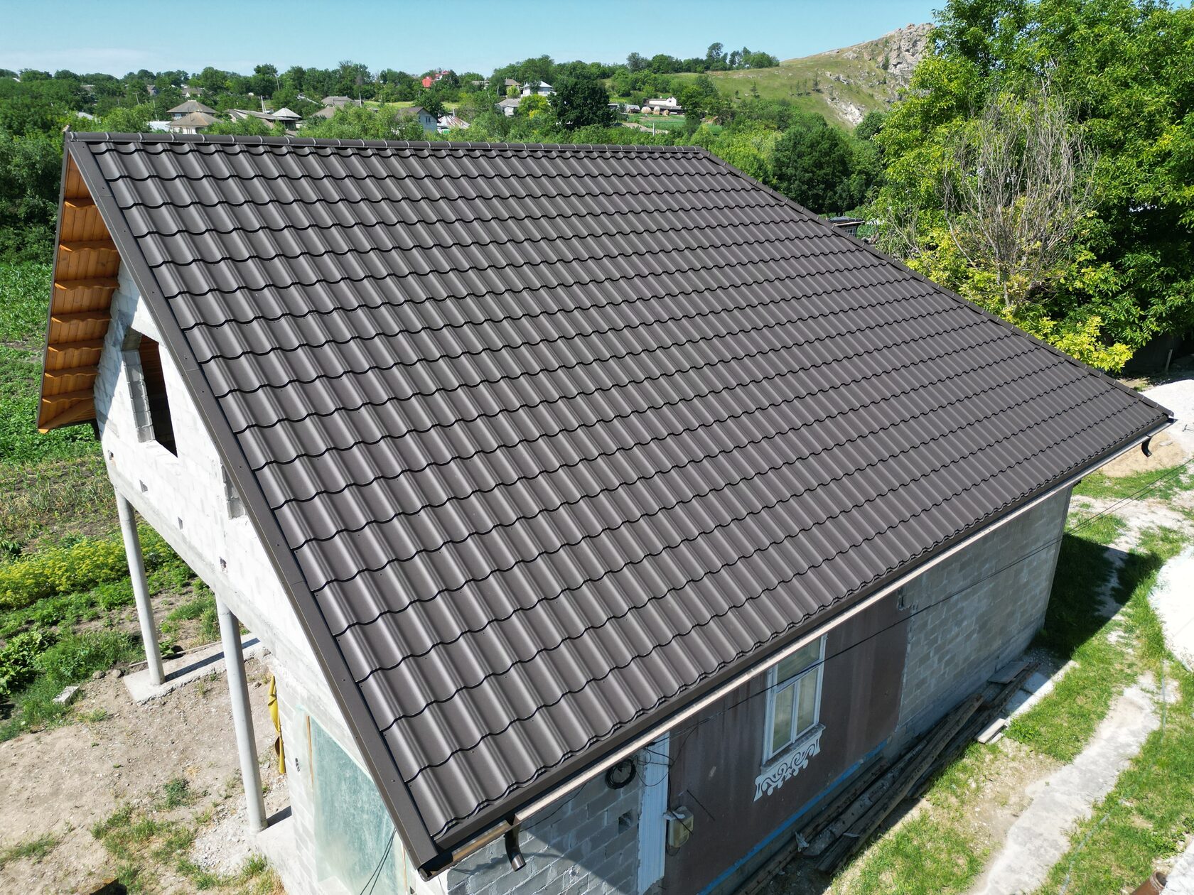 Țiglă metalică, Arctica, Corjeuți, Briceni