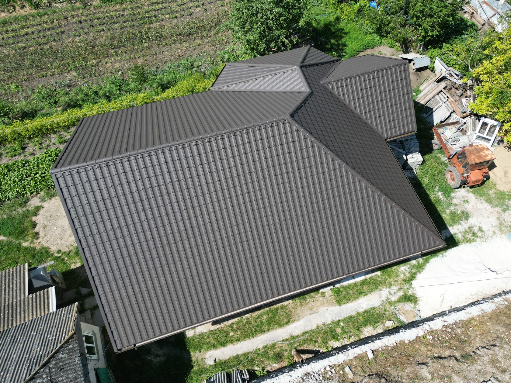 Țiglă metalică, Arctica, Corjeuți, Briceni