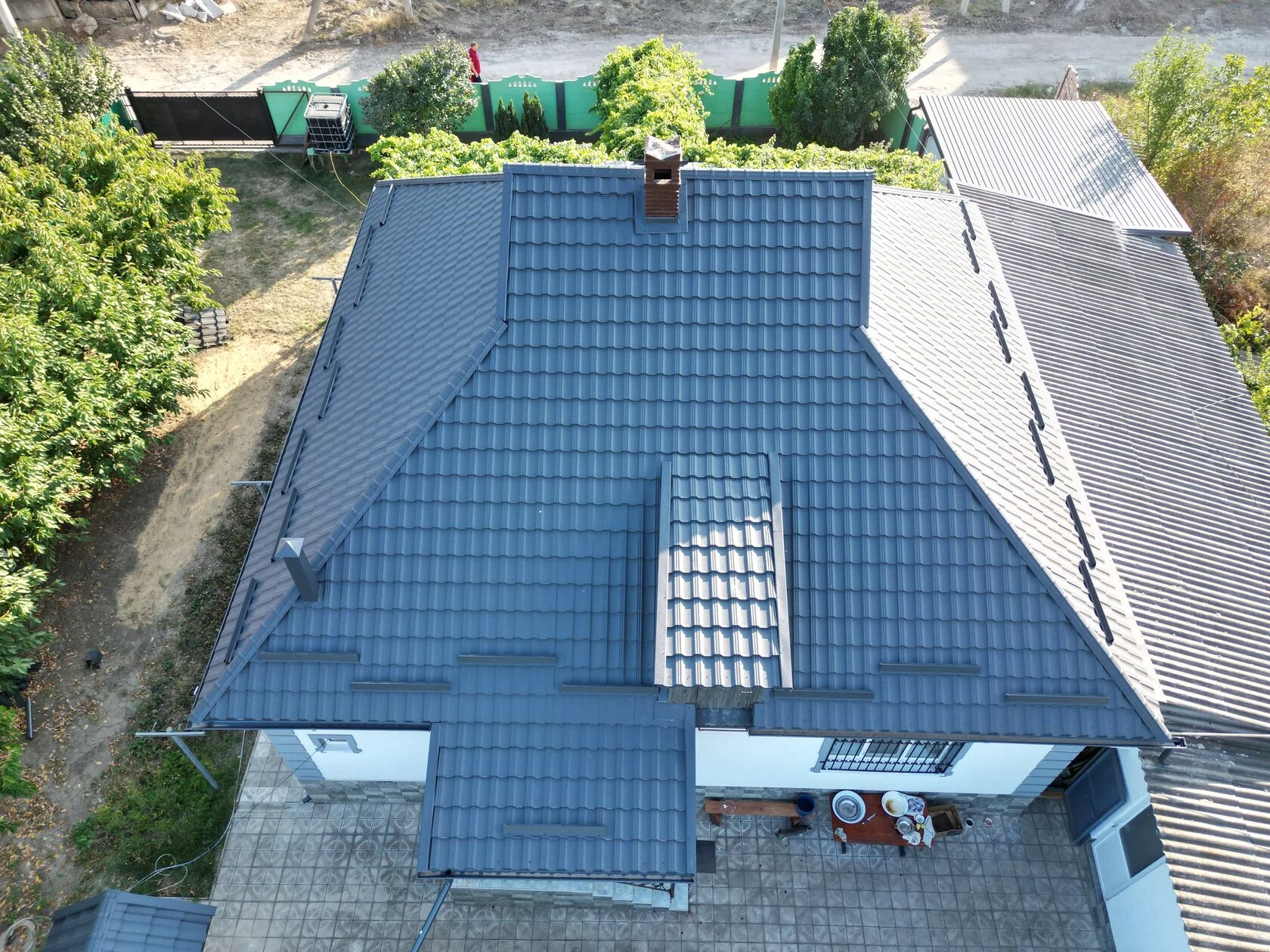 Țiglă metalică, Simetrica, Cojușna, Strășeni