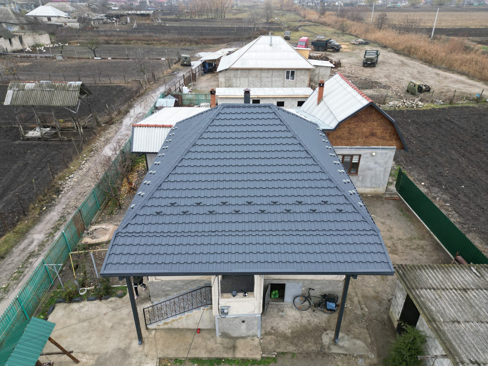 Țiglă metalică, Geneva, Logănești, Hîncești