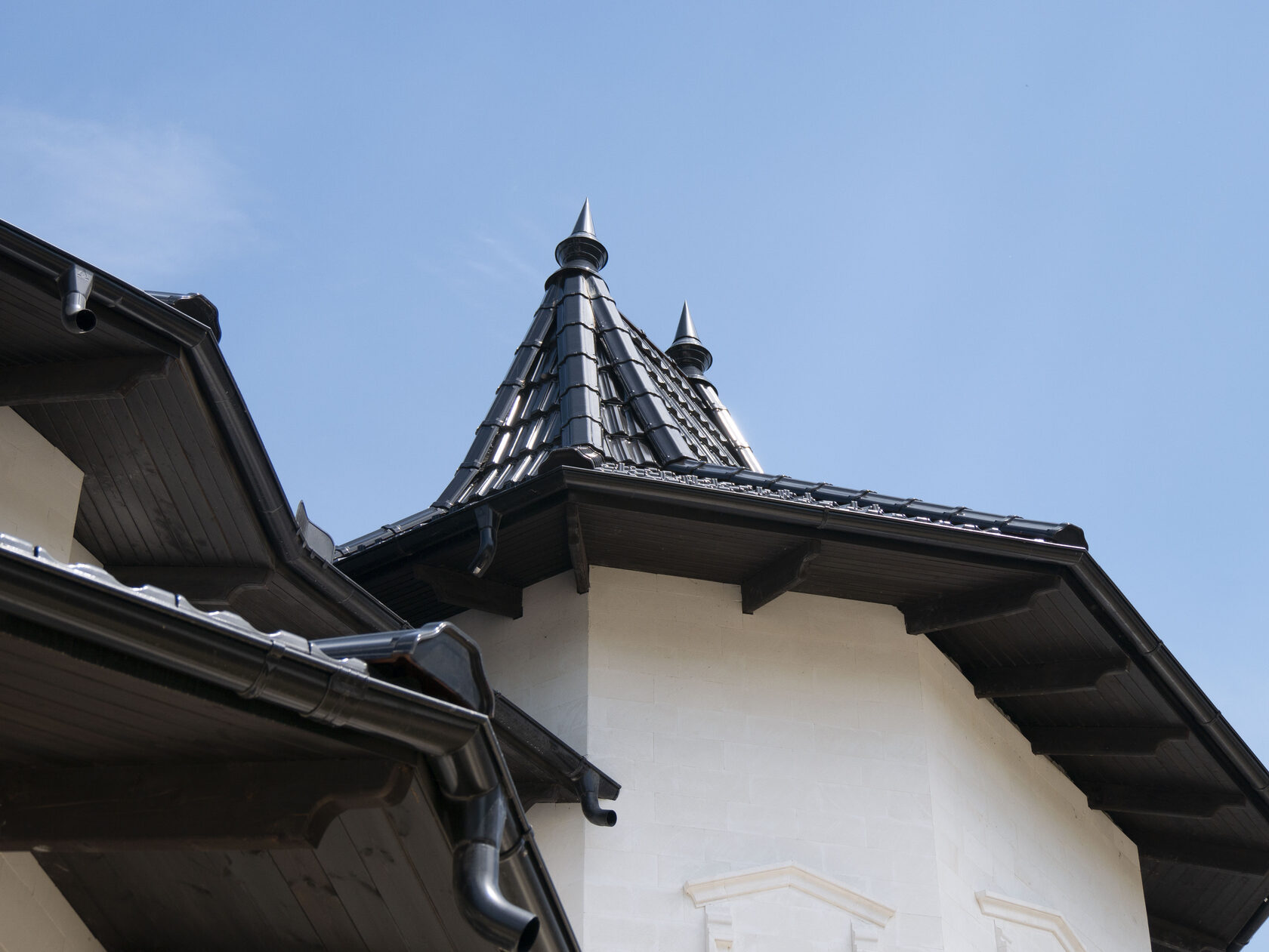 Керамическая черепица, Creaton Rapido, чёрный глянец, Кожушна, Страшены