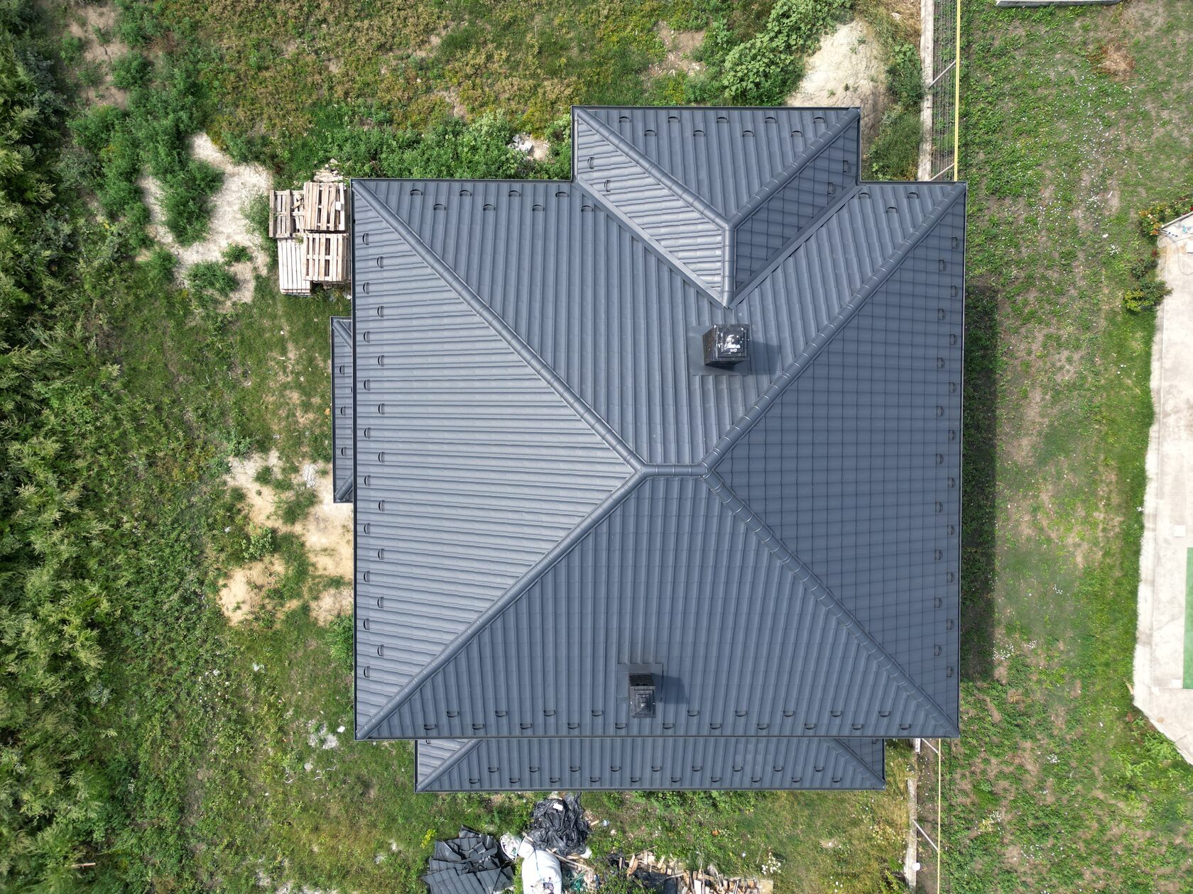 Țiglă metalică, Geneva, Logănești, Hîncești