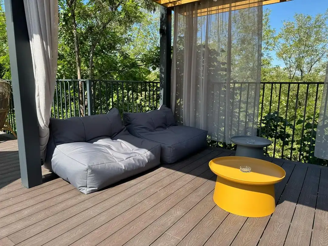 Vipvilla.md terasă cu decking WPC, Dumbrava, mun. Chișinău