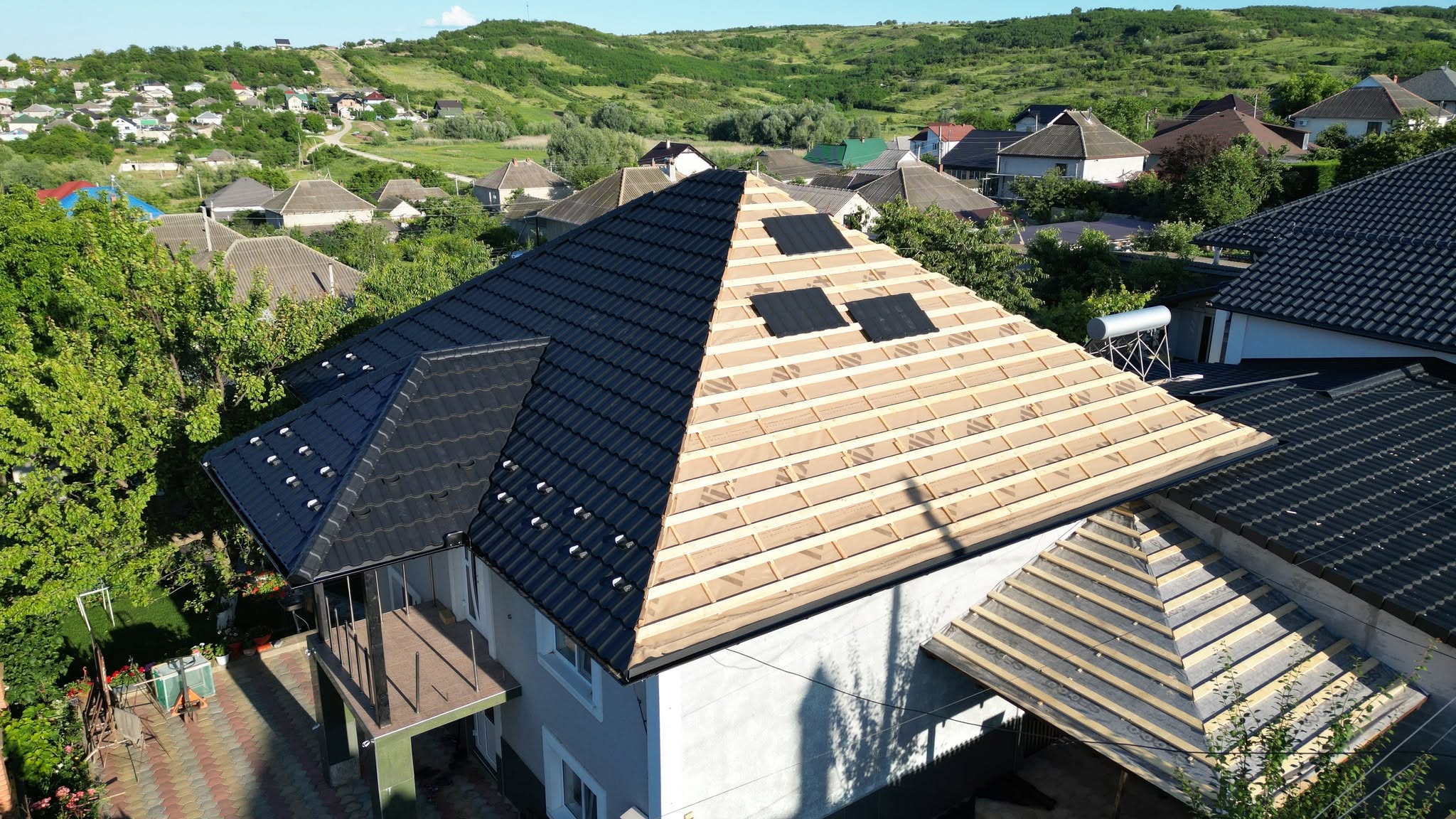 Se poate schimba doar o pantă a acoperișului sau trebuie renovat complet?