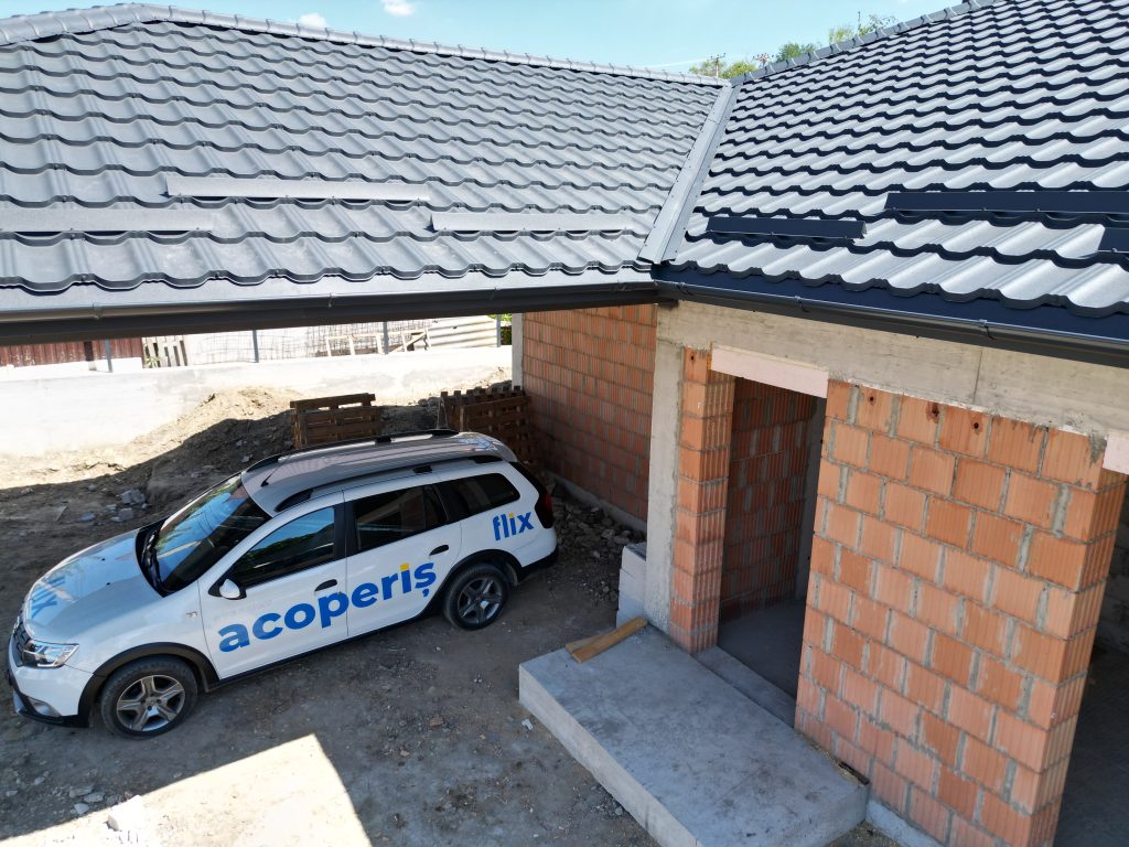 Acoperiș cu țigla metalică în Republica Moldova